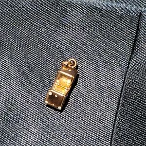 Vintage 14k dice charm